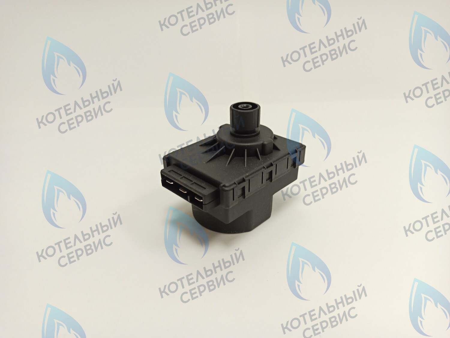 GM001-05 Сервопривод (мотор) трехходового клапана универсальный 7,5мм 220/240v (С) FERROLI, PROTHERM, VIESSMANN, ALPENHOFF, ALPHATHERM, ELECTROLUX, ROC, ELSOTHERM, OASIS, POLYKRAFT, HAIER, CHAFFOTEAUX, ARISTON, MIZUDO, ITALTHERM, THERMEX в Самаре