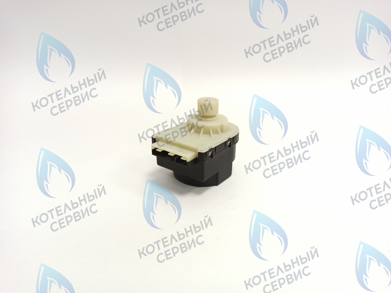 GM002-03 Сервопривод (мотор) трехходового клапана Ariston 10mm – 220/240V в Самаре