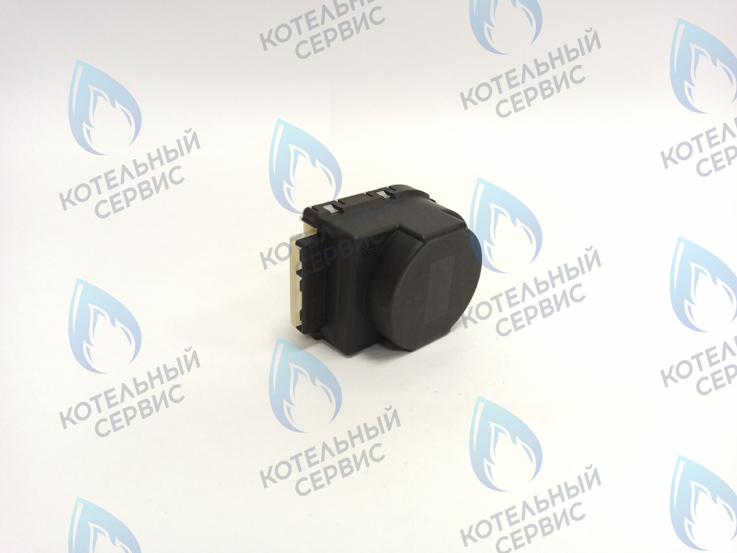 GM002-03 Сервопривод (мотор) трехходового клапана 10мм 220/240v ARISTON в Самаре