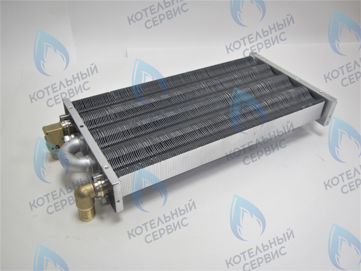 EM021-348-Фитинг-Комп Теплообменник отопления с фитингами (348 мм) 147 FIN (350MSC) DAEWOO в Самаре