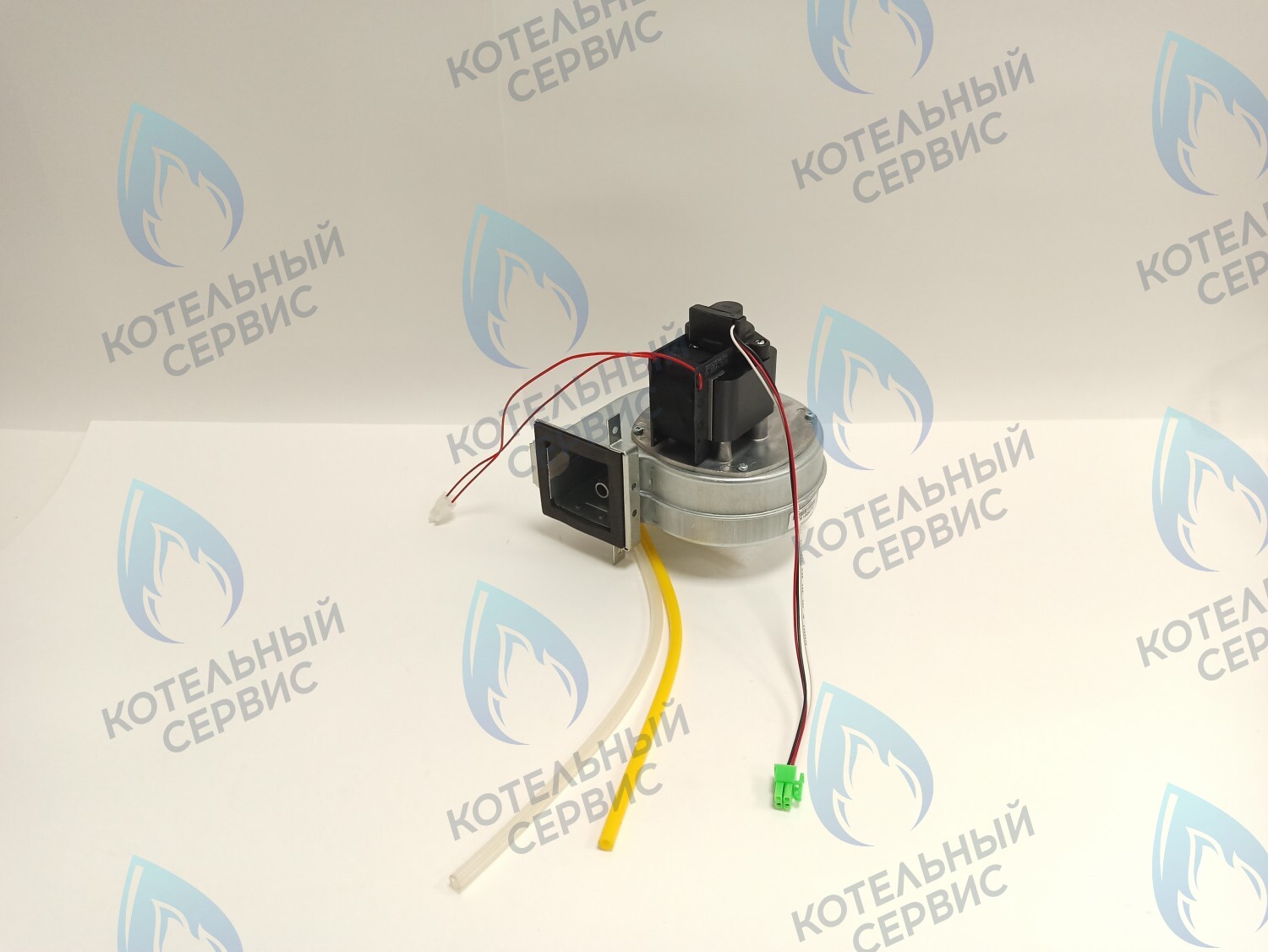 30012680A Вентилятор Navien Deluxe 13-24K (Ace 13-35К) в Самаре