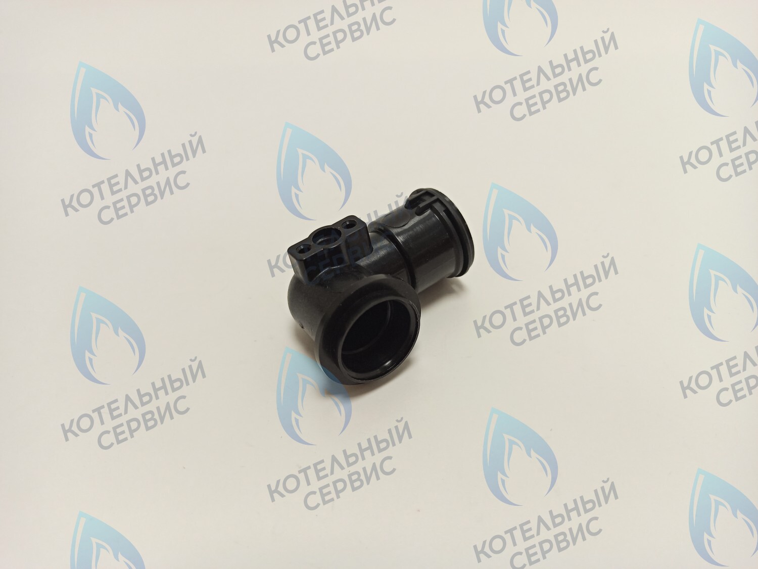 20034886A Патрубок обратки теплообменника угловой Navien Heatluxe (NGB210) в Самаре