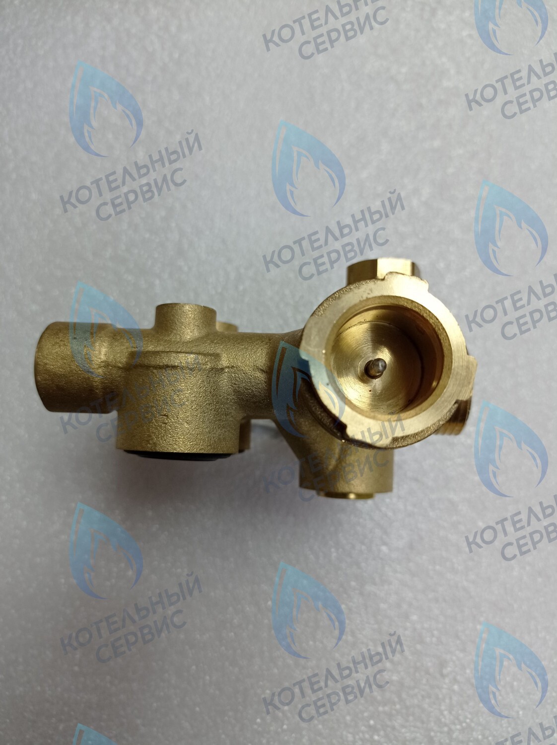 03-4019-02_Новый Клапан трехходовой (новый, шток 81,5мм) GAZECO 18 C2/T2, 24 C2/T2 Исполнение 2 (123) (после 07.14 г. до 05.16 г) в Самаре