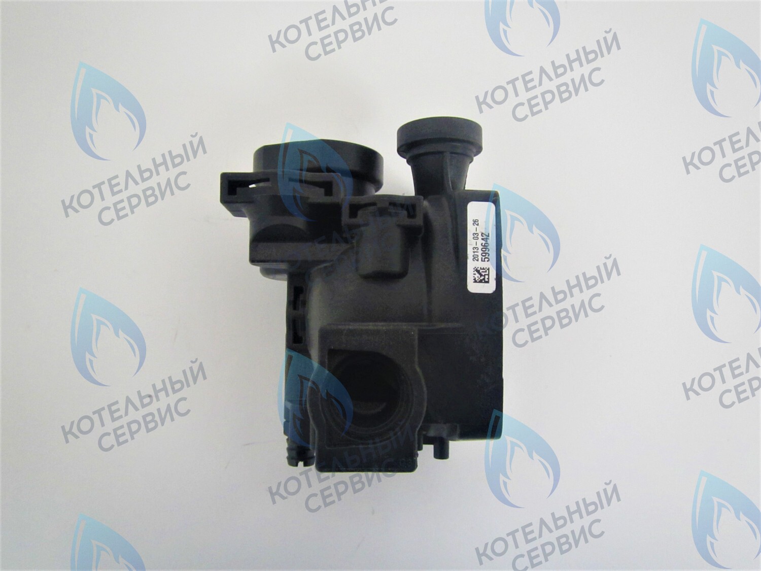 PMF01BG-NA Улитка циркуляционного насоса (отверстие сзади, два справа сбоку) FERROLI под насос GRUNDFOS (G30CCW) (без воздухоотводчика) в Самаре