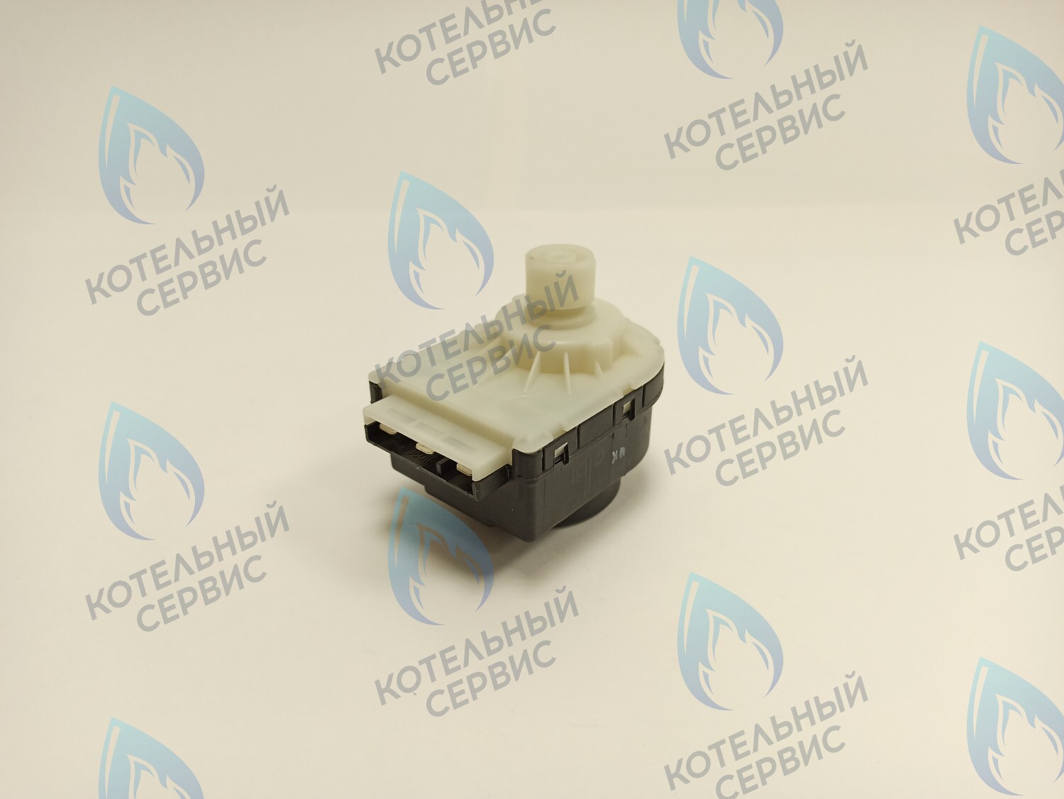 GM002 Сервопривод (мотор) трехходового клапана ARISTON (61302483-01) 10мм 220/240v (E) BAXI (5647340, 5694580, 5694581, 200025379, YYY56945811P, YYY005694581), CHAFFOTEAUX (61302483-01) в Самаре