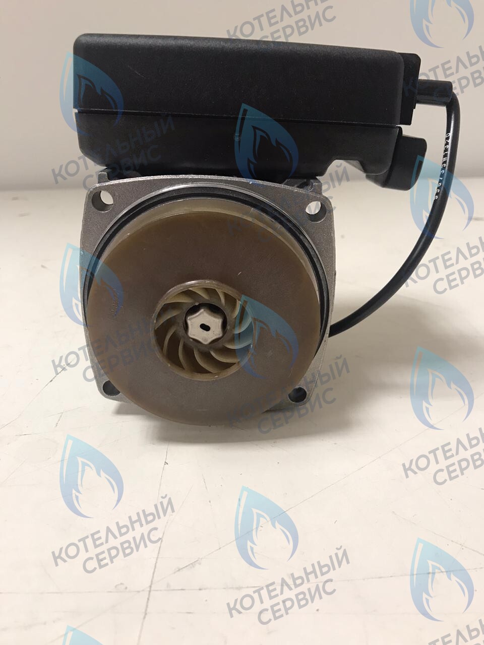 S101187 Циркуляционный насос UPER0 15-70 для конденсационного котла De Dietrich MCA 35, (против часовой стрелки) (колесо 72/30мм) в Самаре