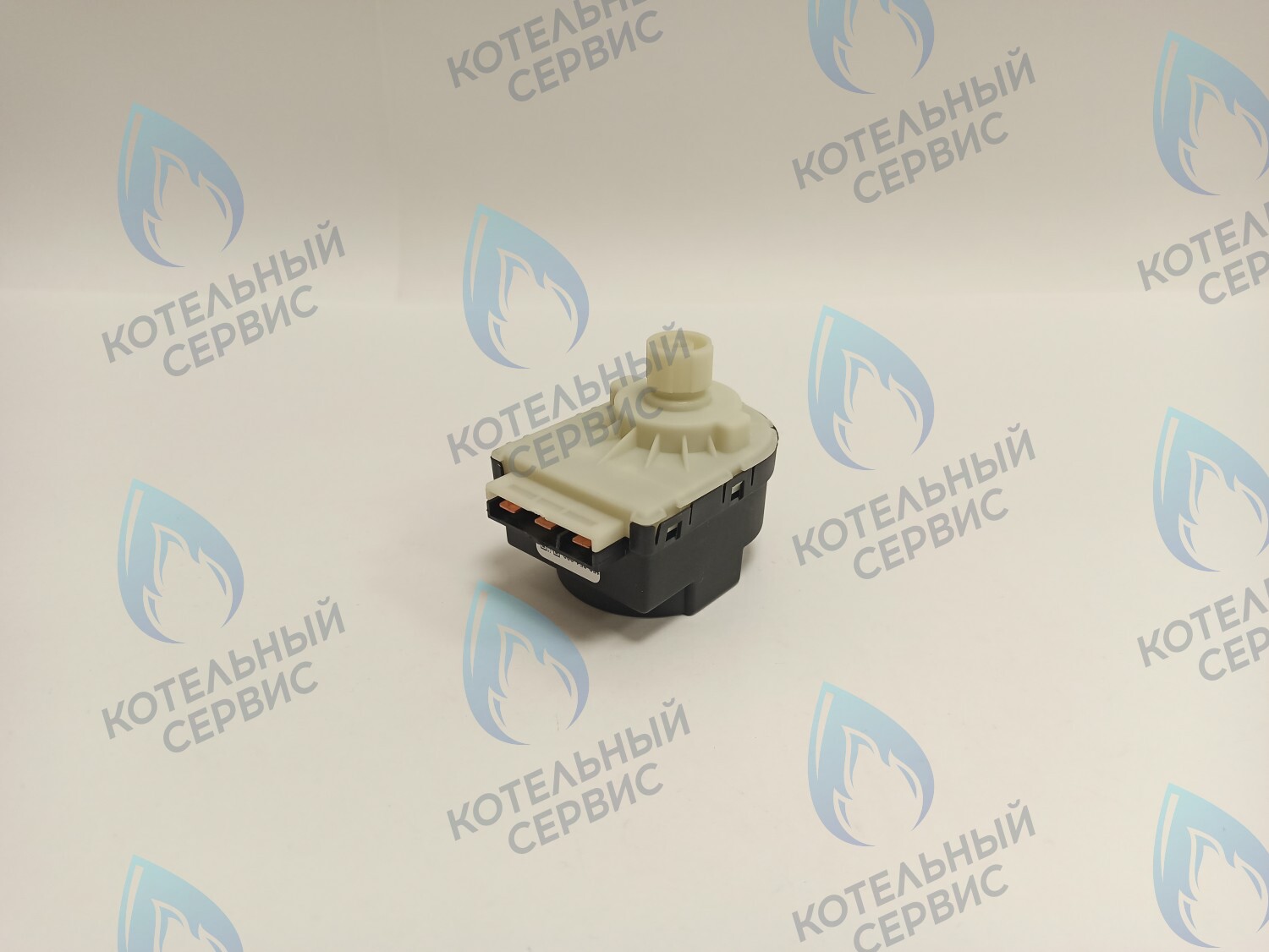 GM002-04 Сервопривод Duca KSP-246(мотор) трехходового клапана DUCA Ariston (61302483-01) 10mm – 220/240V (Duca) BAXI (5647340, 5694580, 5694581, 200025379, YYY56945811P, YYY005694581), CHAFFOTEAUX (61302483-01) в Самаре