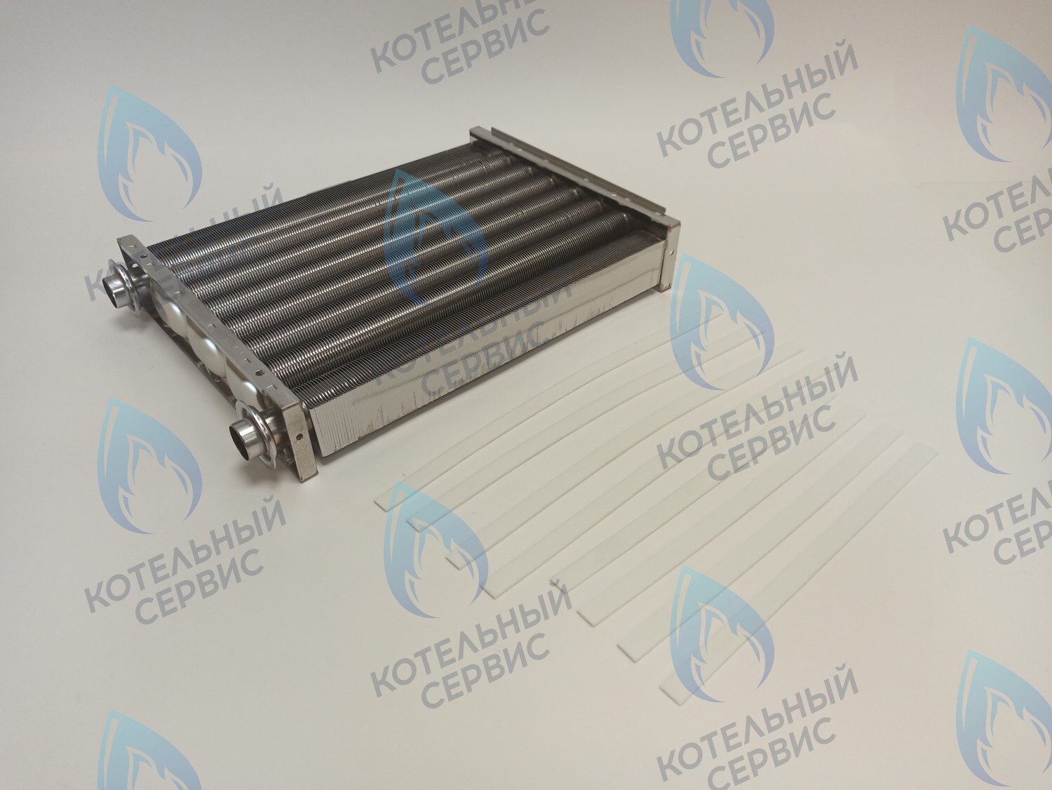 30012862C Теплообменник основной (первичный) Navien Deluxe 35-40K, Deluxe Plus 35-40K, Ace 35-40K, Prime Coaxial 35-40K, Smart Tok Coaxial 35K (PASNGB30LSSC_001, 30010300A, 30012862A, 30012862B, 30012723B) в Самаре