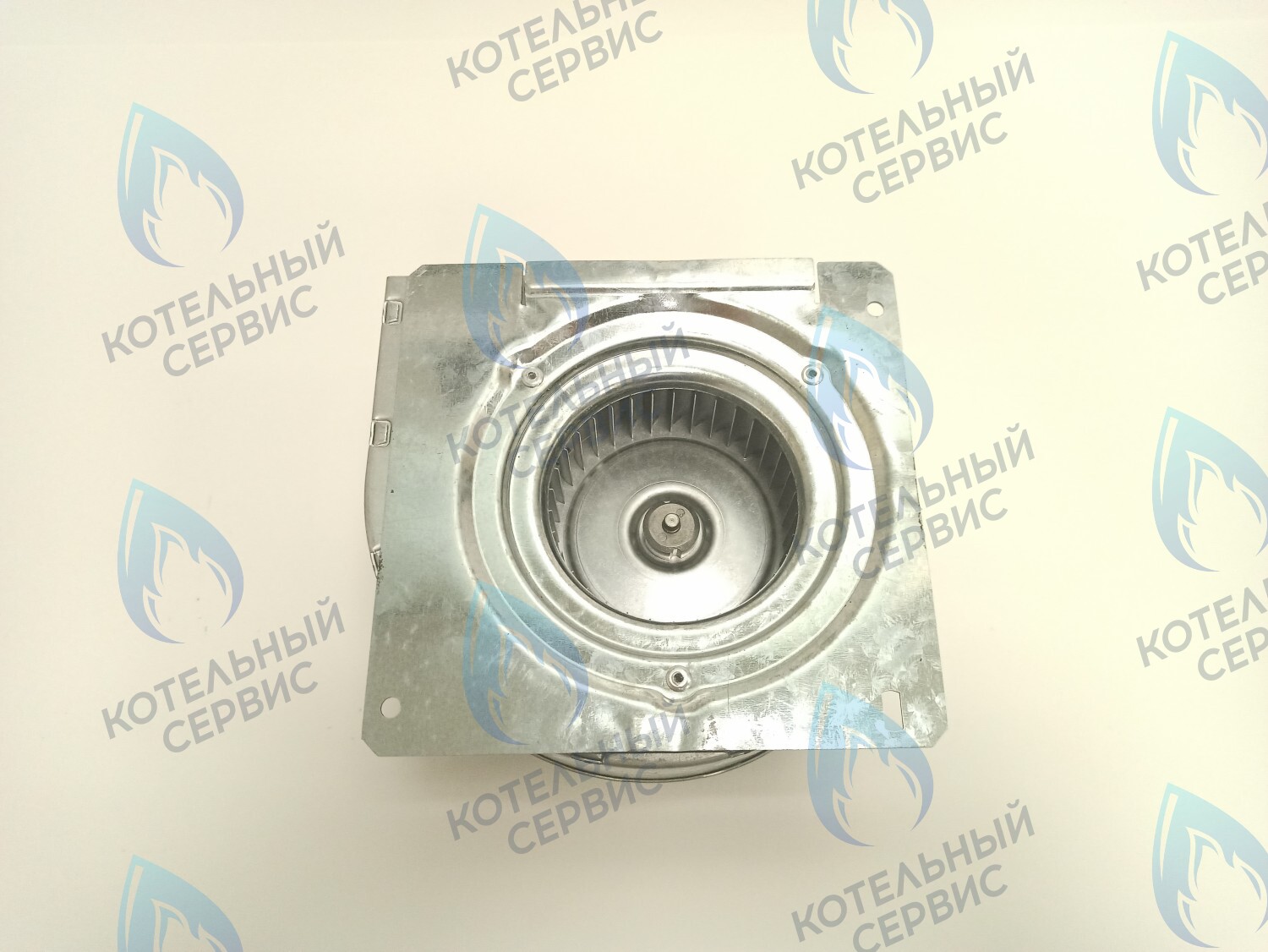 AF028-66W-BP-E Вентилятор VAILLANT turboTEC 36kW 190262 (в комплекте с монтажной пластиной) в Самаре