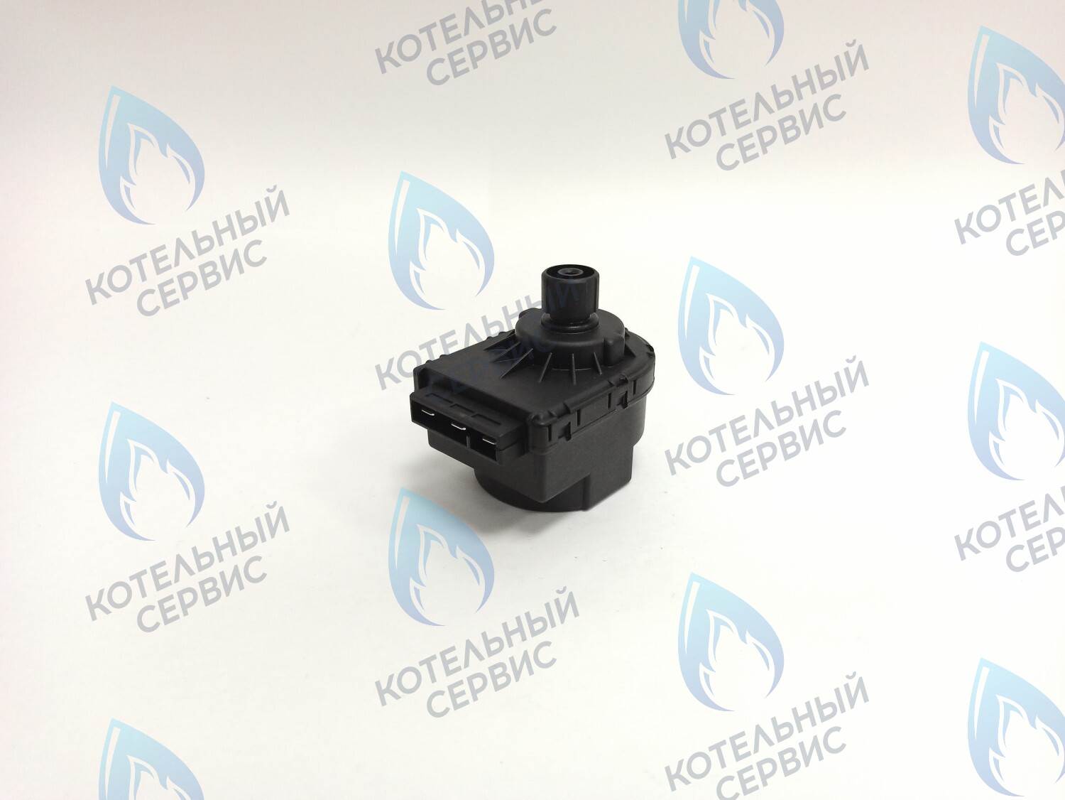 GM001-02 Сервопривод (мотор) трехходового клапана Универсальный 7,5mm – 220/240V (С) FERROLI, PROTHERM, Viessmann, Alpenhoff, ALPHATHERM, ELECTROLUX, GAZECO, ROC, ELSOTHERM, OASIS, POLYKRAFT, CHAFFOTEAUX, MIZUDO, Thermex, ARISTON, HAIER, ITALTHERM в Самаре