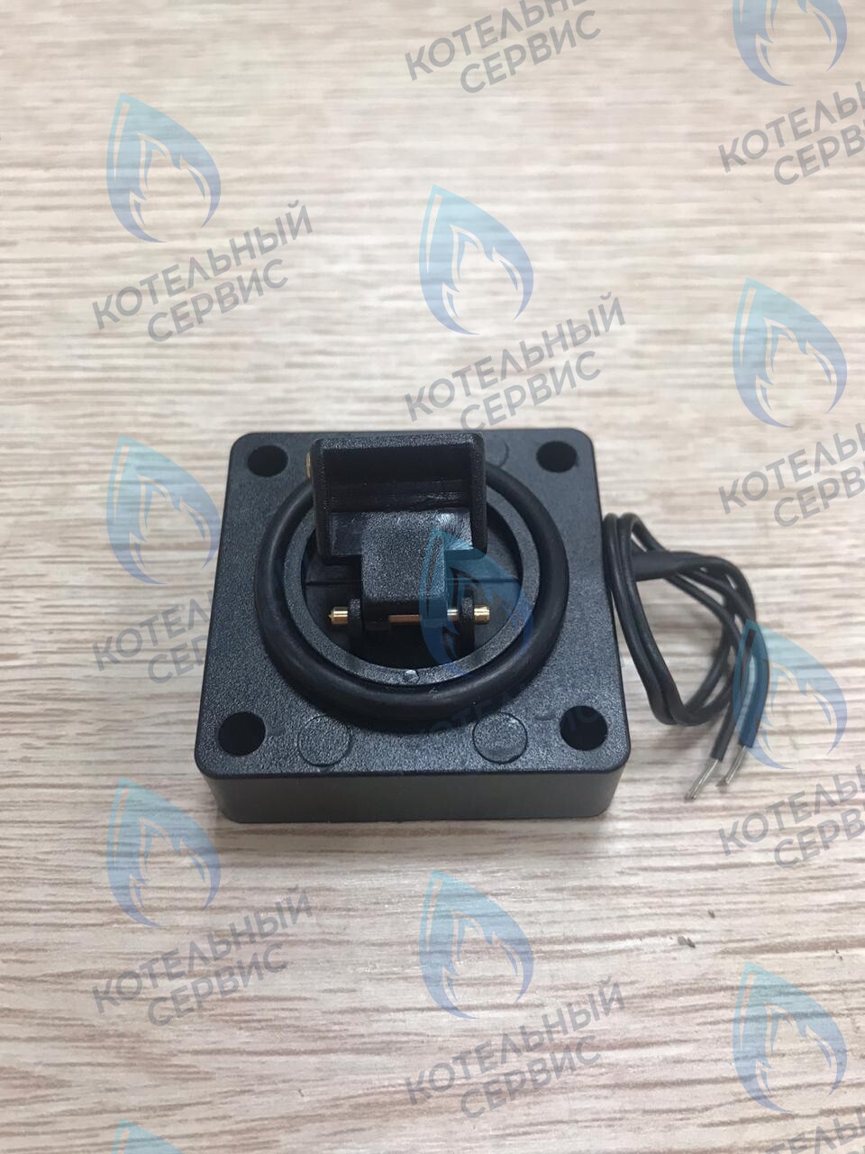 FS009 Датчик протока ARISTON UNO (995948) VIESSMAN (7822762) в Самаре