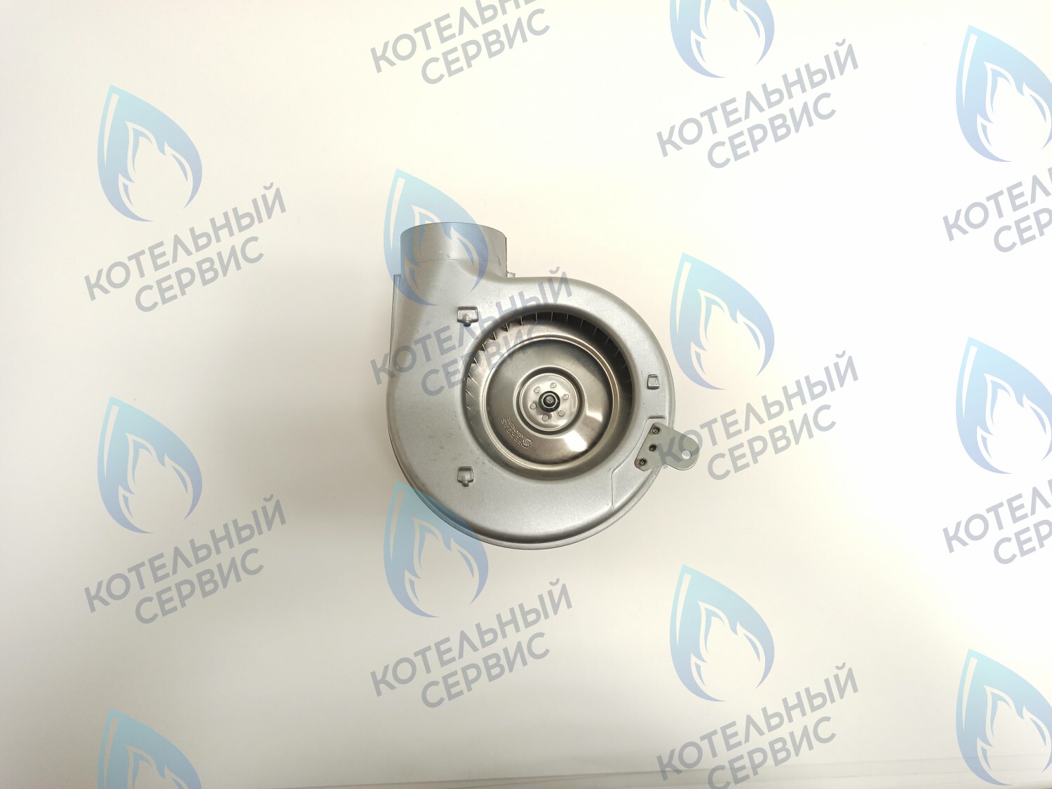 AF025-40W-C Вентилятор дымоудаления 40W BOSCH 6000 WBN6000-24C/24H И BUDERUS U072-24K/24 (87186429220) в Самаре